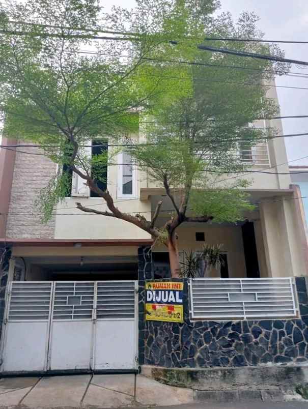 dijual rumah dikebagusan jakarta selatan