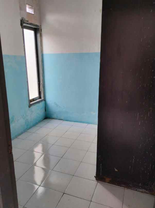 dijual rumah diover kredit rumah di