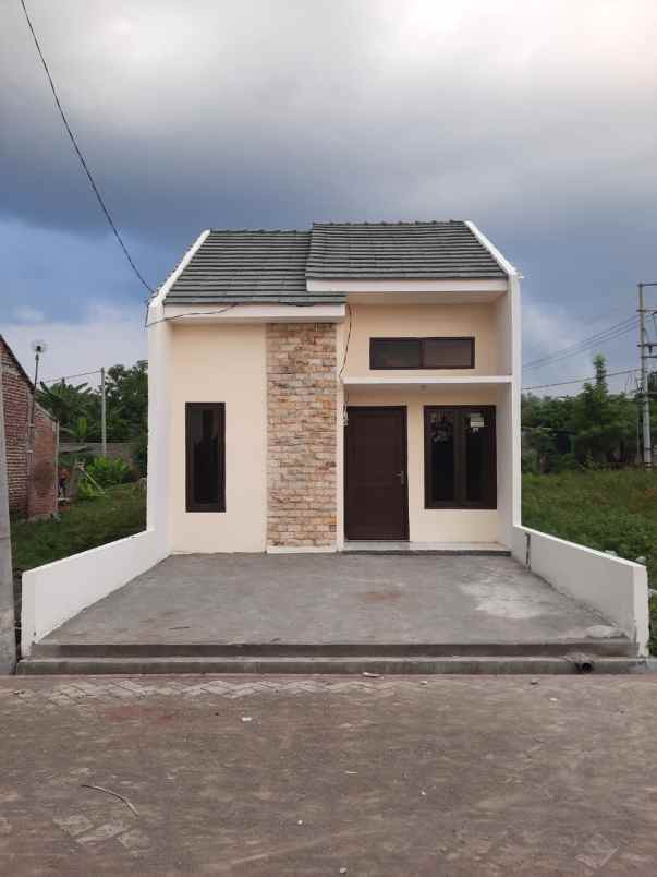 dijual rumah dsn getakan ds ngoro kec