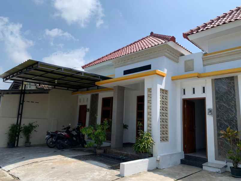 dijual rumah gayamprit klaten selatan