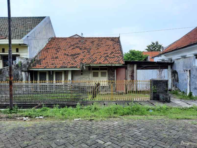 dijual rumah gayungsari