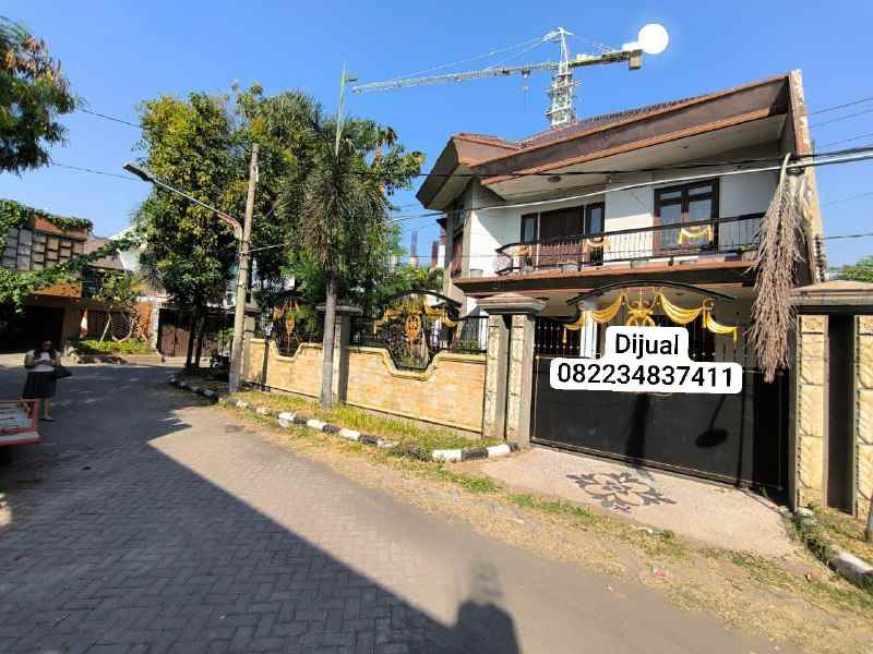 dijual rumah gayungsari