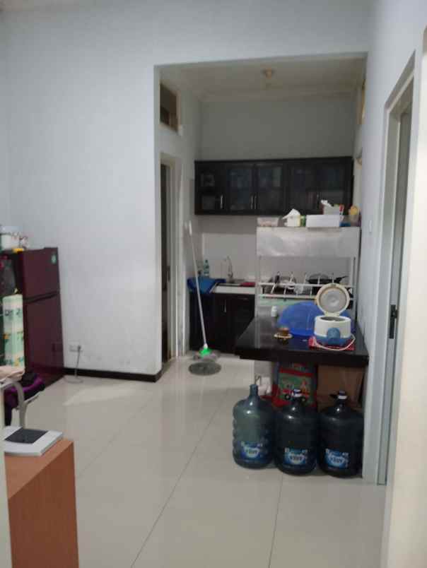 dijual rumah gedawang