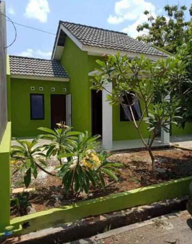 dijual rumah gedawang