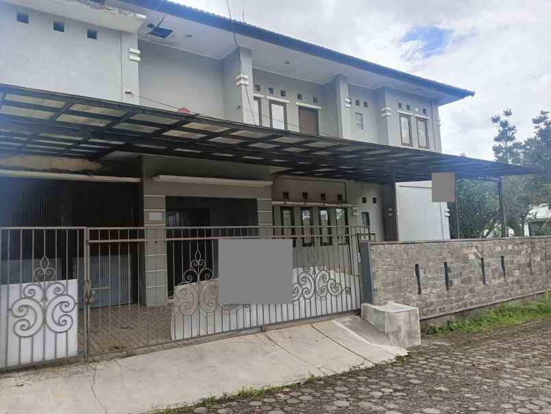 dijual rumah gegerkalong ciwaruga kec