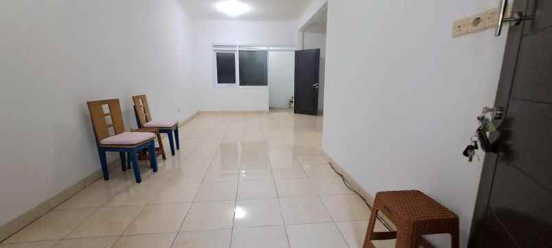 dijual rumah gegerkalong setiabudi bandung