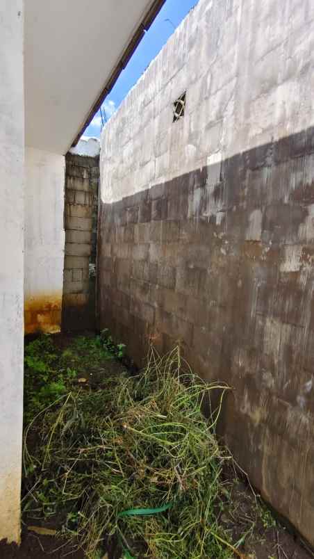 dijual rumah genitri kedungrejo pakis