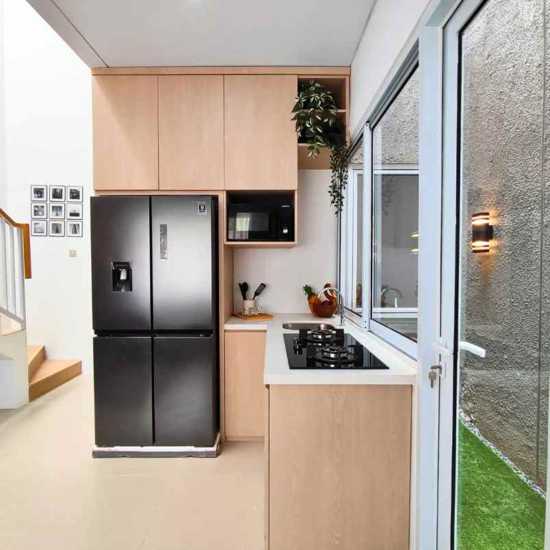 dijual rumah gg bakti jl aria putra