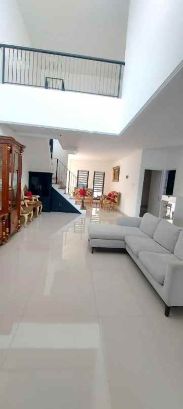 dijual rumah giri loka 2 bsd city