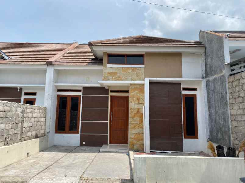 dijual rumah gondang plawikan jogonalan