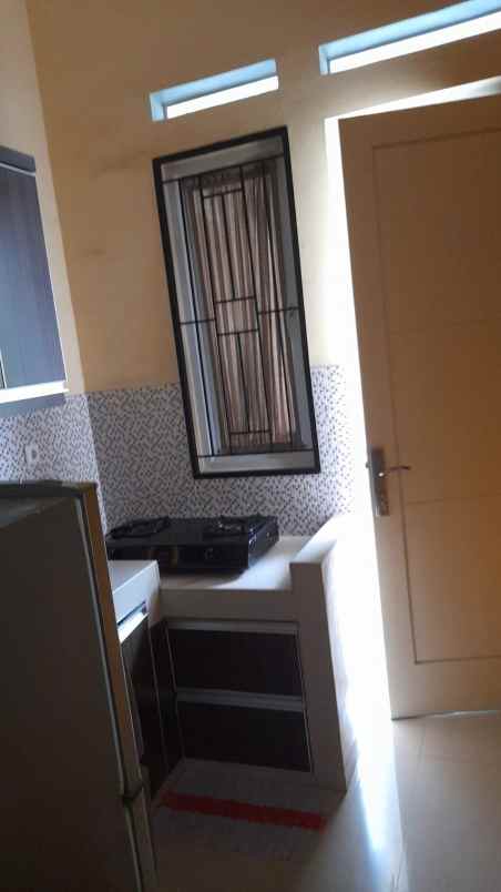 dijual rumah graha bintaro