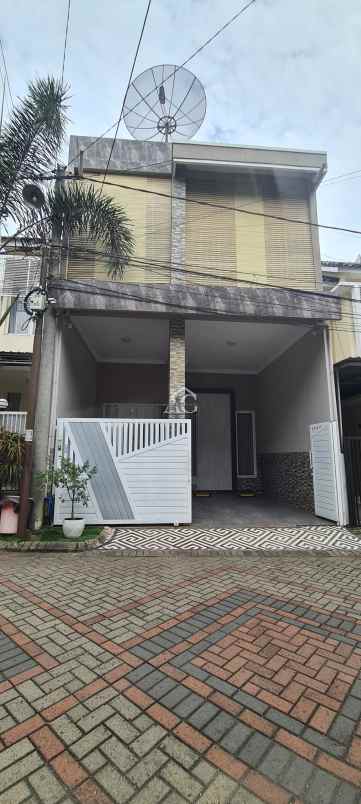 dijual rumah graha mulia residence malang