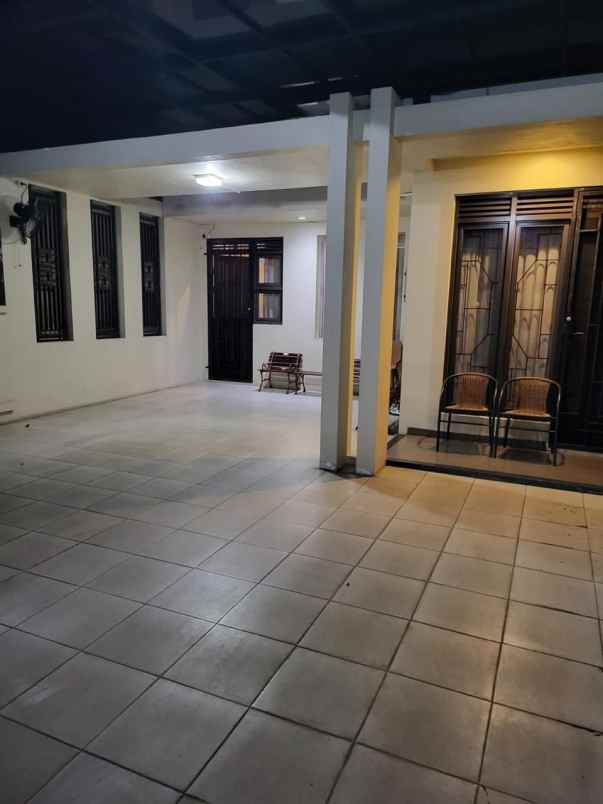 dijual rumah grand sharon residence