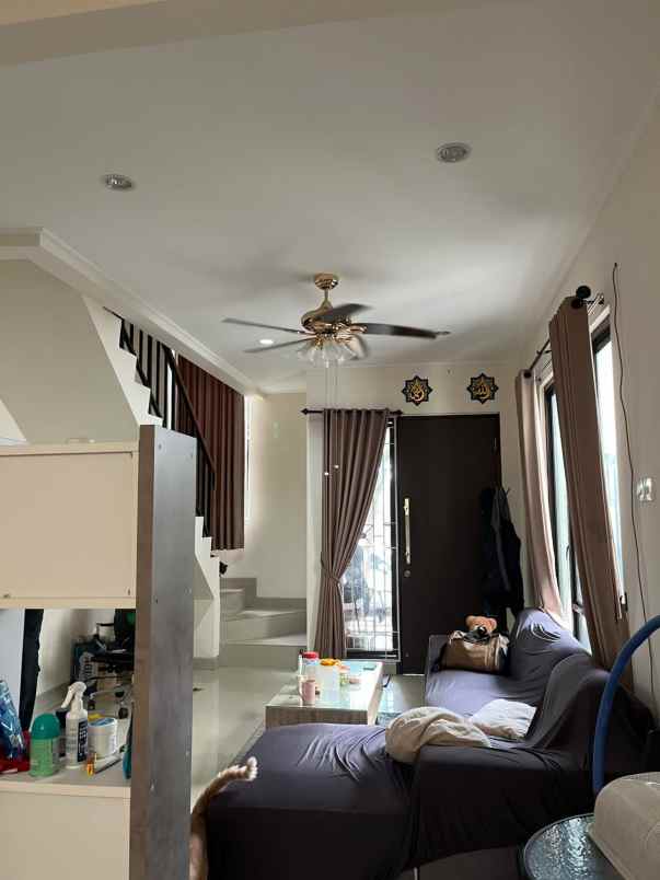 dijual rumah green ara residence