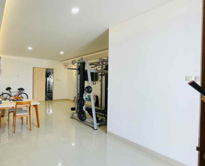 dijual rumah green ara residence