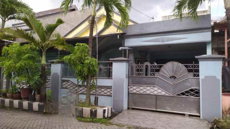 dijual rumah griya kebraon