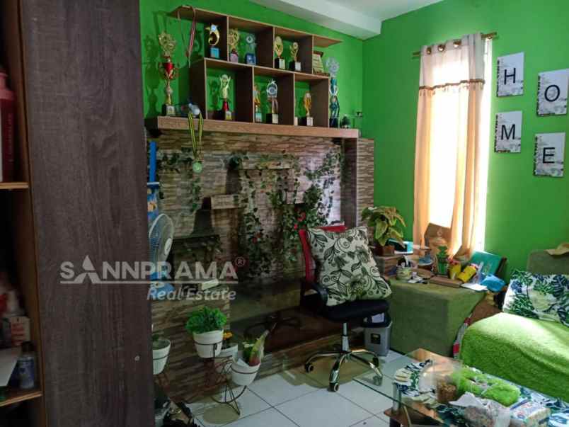 dijual rumah grogol