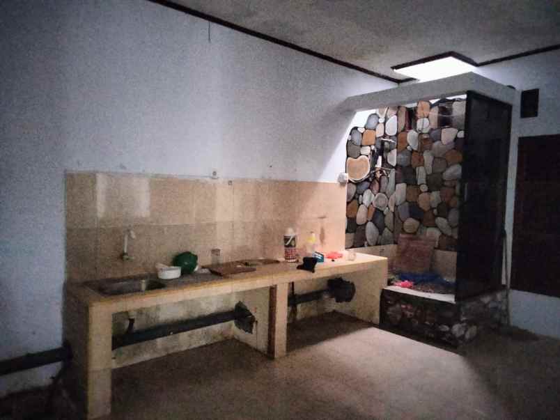 dijual rumah hasri barombong