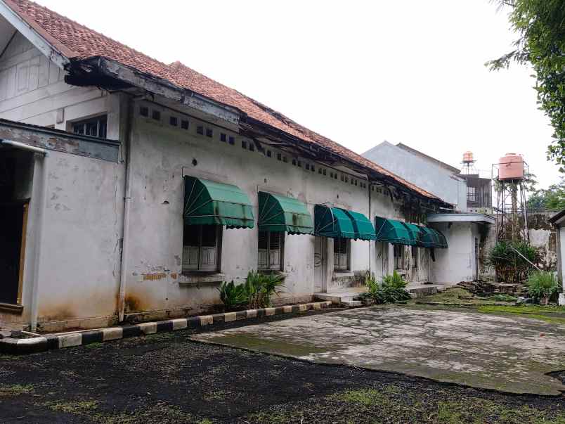 dijual rumah hitung tanah 2975m di menteng jakarta