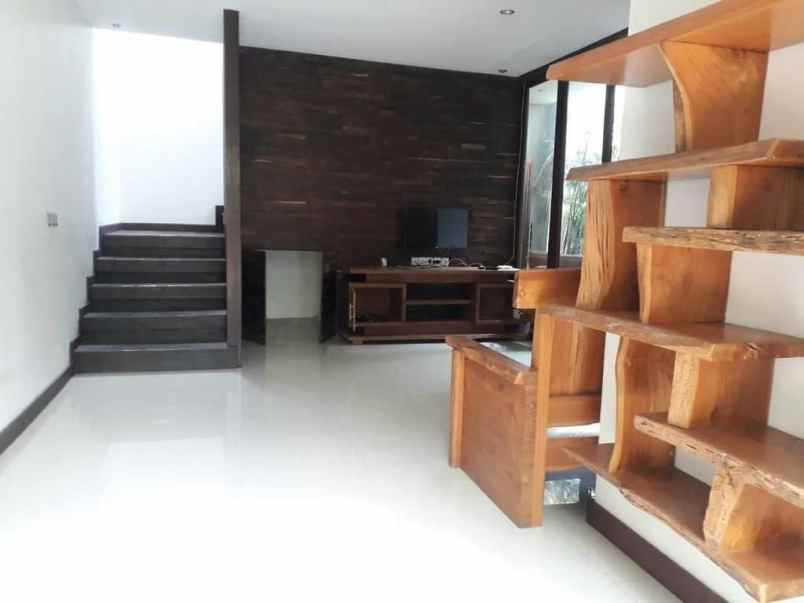 dijual rumah jala canggu kuta badung bali