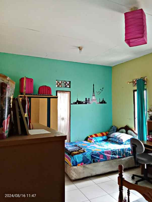 dijual rumah jalan kamarung