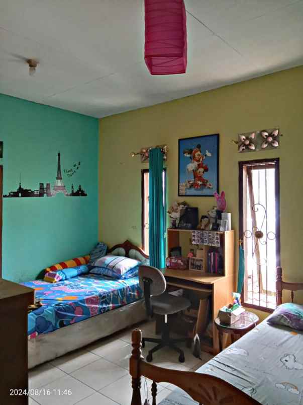 dijual rumah jalan kamarung