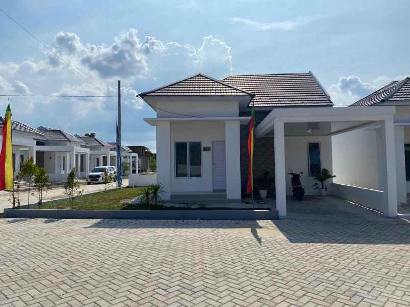 dijual rumah jalan kapau sari pekanbaru