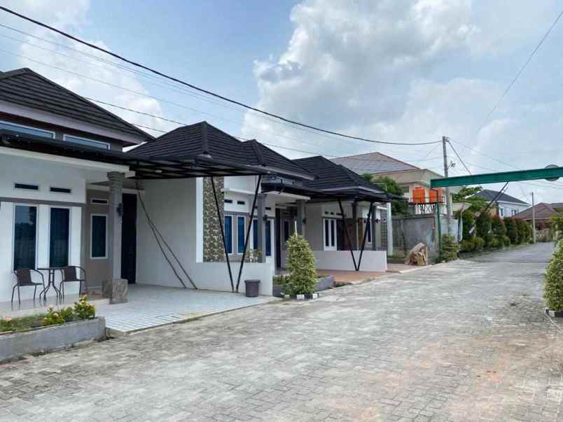 dijual rumah jalan melati pekanbaru