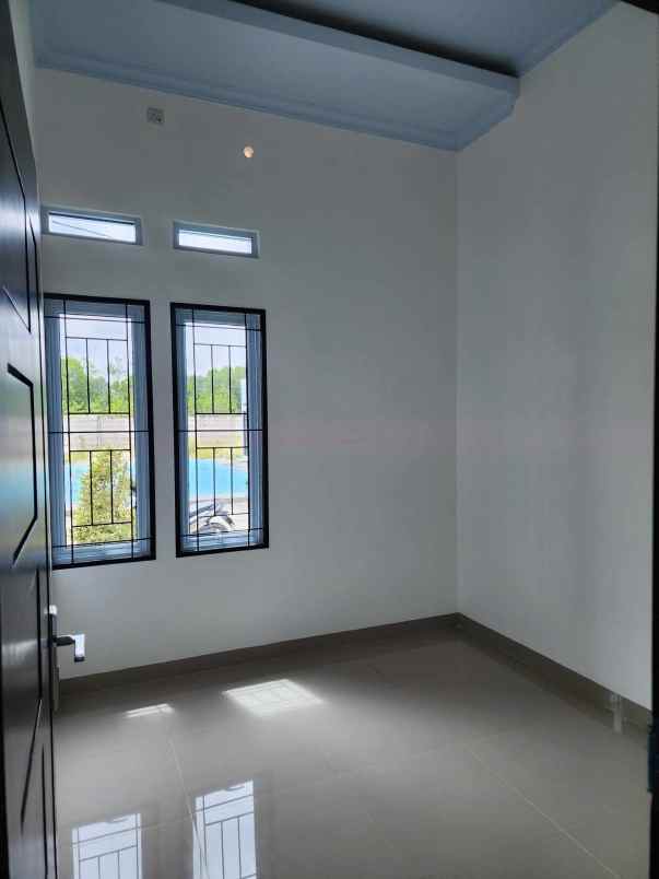 dijual rumah jalan melati pekanbaru