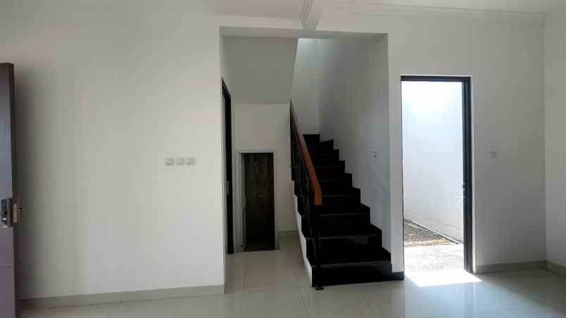 dijual rumah jalan pendidikan