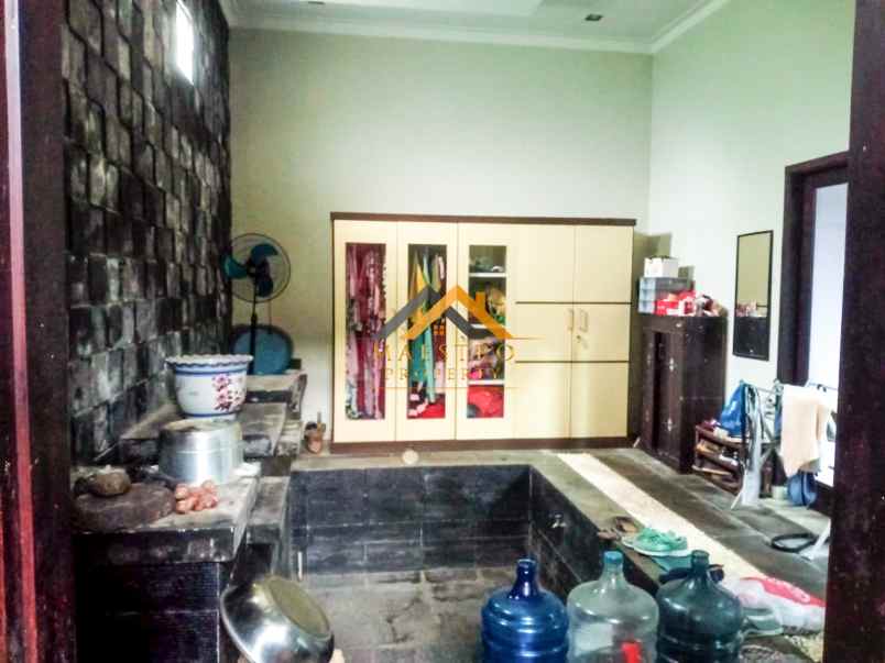 dijual rumah jalan penegak lingkungan 1