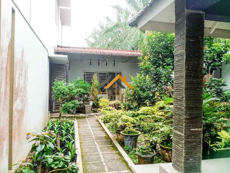 dijual rumah jalan penegak lingkungan 1