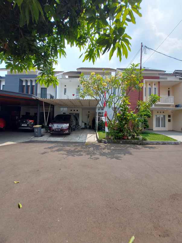 dijual rumah jalan raya bintaro sektor