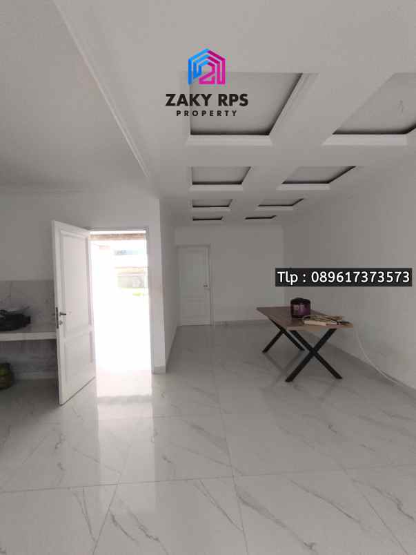 dijual rumah jalan raya jagakarsa