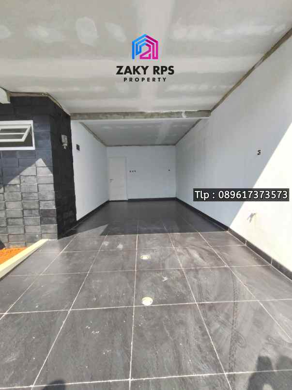 dijual rumah jalan raya jagakarsa