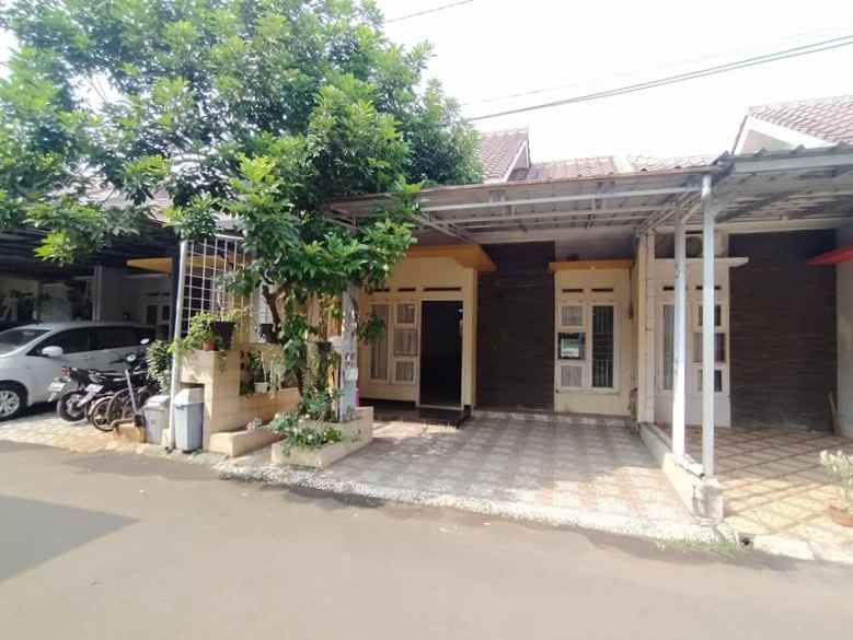 dijual rumah jalan sairin tanah baru