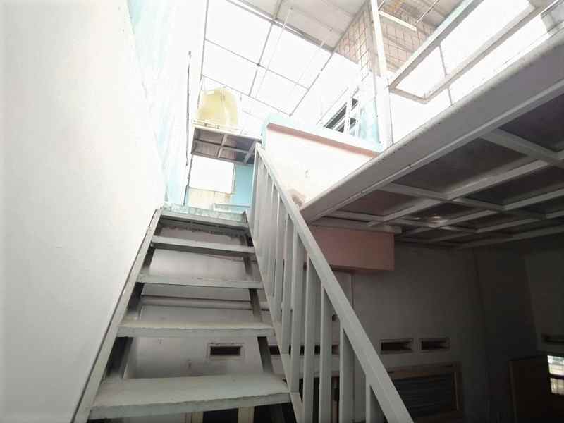 dijual rumah jalan sairin tanah baru