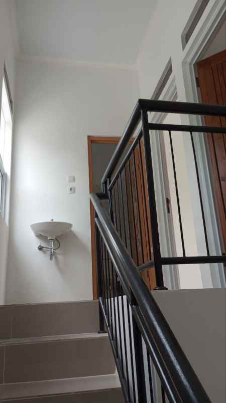 dijual rumah jalan sasak batu jatihandap