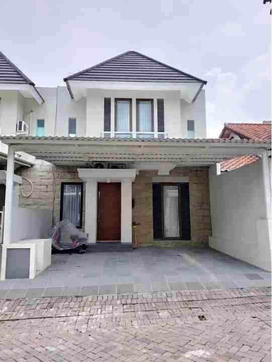 dijual rumah jalan taman puspa raya