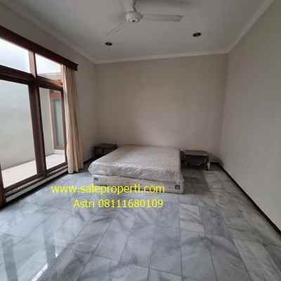 dijual rumah jalan teladan gandaria