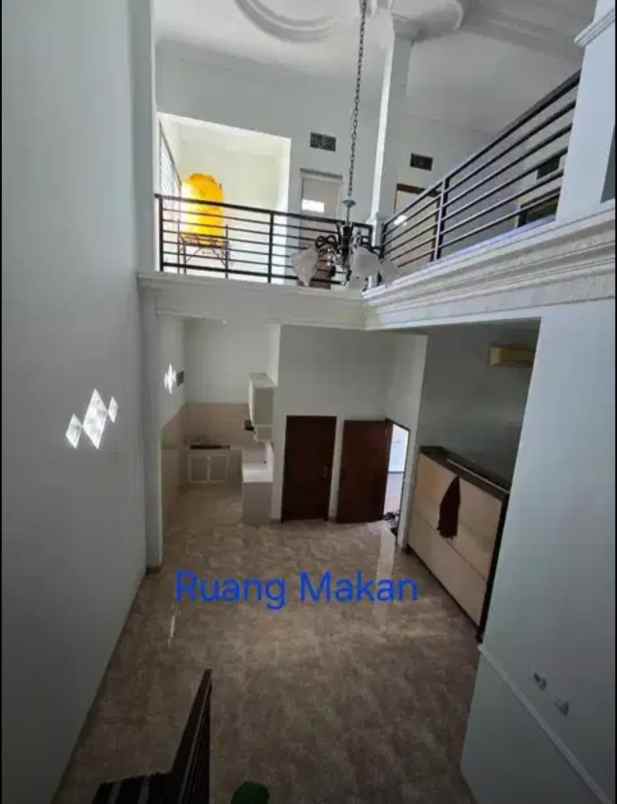 dijual rumah jambangan