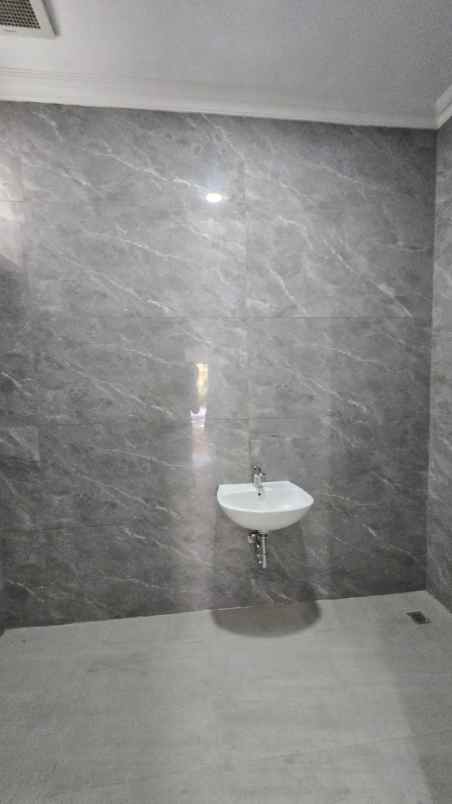 dijual rumah janur asri kelapa gading