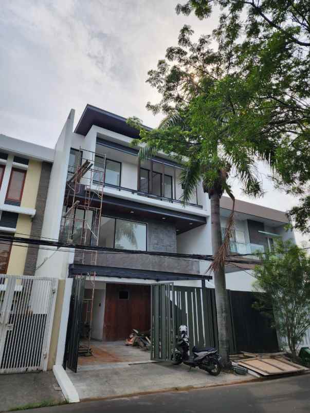 dijual rumah jk155