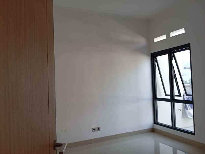 dijual rumah jl a h nasution bandung