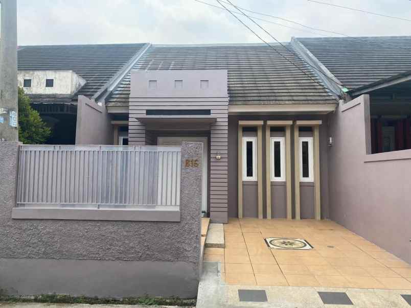 dijual rumah jl abisa perum griya