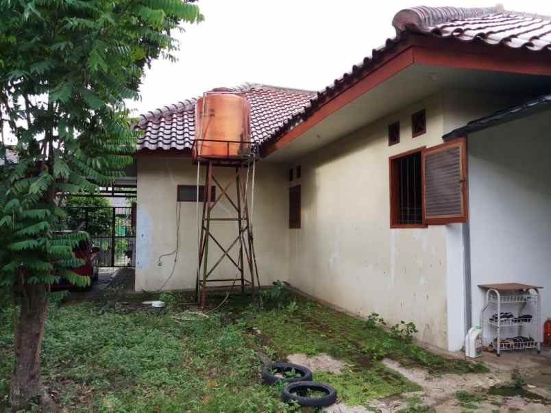 dijual rumah jl al mukhlisin