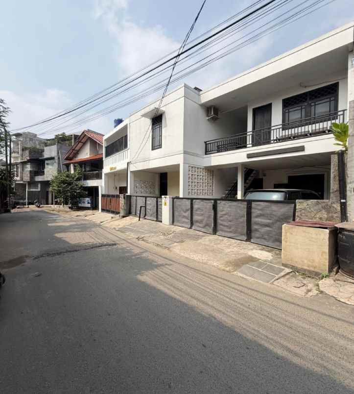 dijual rumah jl bangka 3 kemang kel