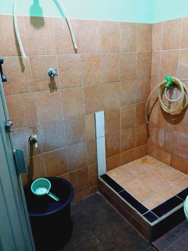 dijual rumah jl benda barat pamulang