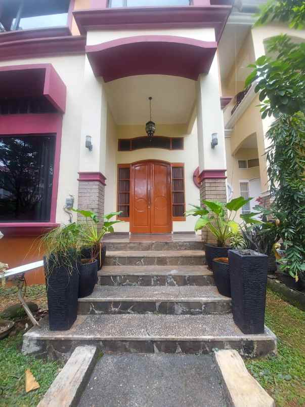 dijual rumah jl caman raya rt 007 rw