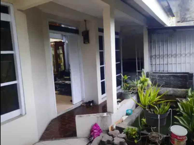 dijual rumah jl cicalengka indramayu